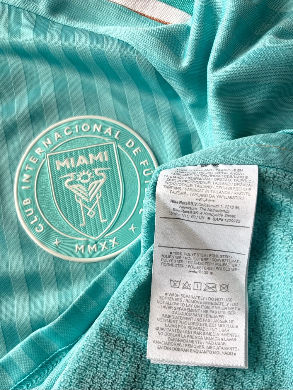 Adidas 2024 Inter Miami Lionel Messi Third Jersey/Kit, Size: Small - Picture 4 of 9